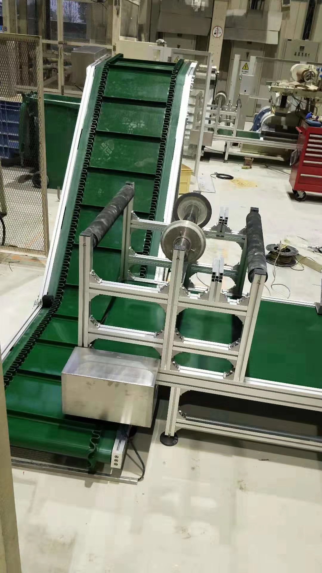 擋板浙江皮帶輸送機(jī).jpg